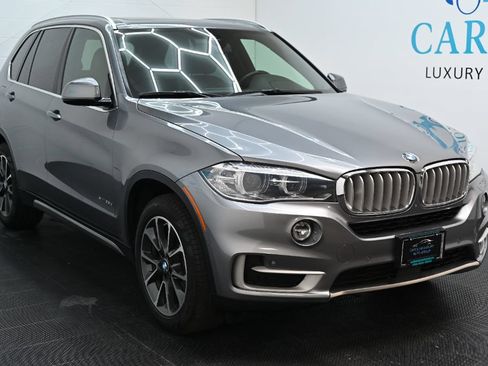 Used 2018 BMW X5 xDrive35d w/ M Sport Package AWD/4WD image 2