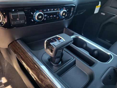 New 2026 GMC Sierra 1500 Elevation w/ Elevation Premium Package AWD/4WD image 13