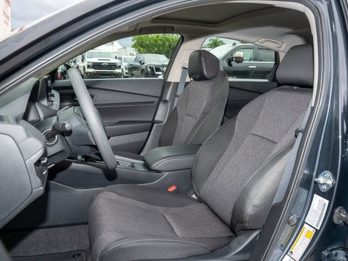 Certified 2024 Honda Accord EX image 15