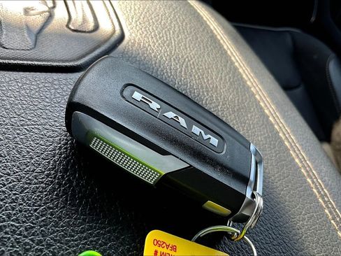 Used 2024 RAM 1500 Laramie image 14