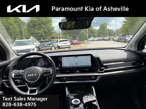 Certified 2025 Kia Sportage EX w/ EX Premium Package AWD/4WD image 7