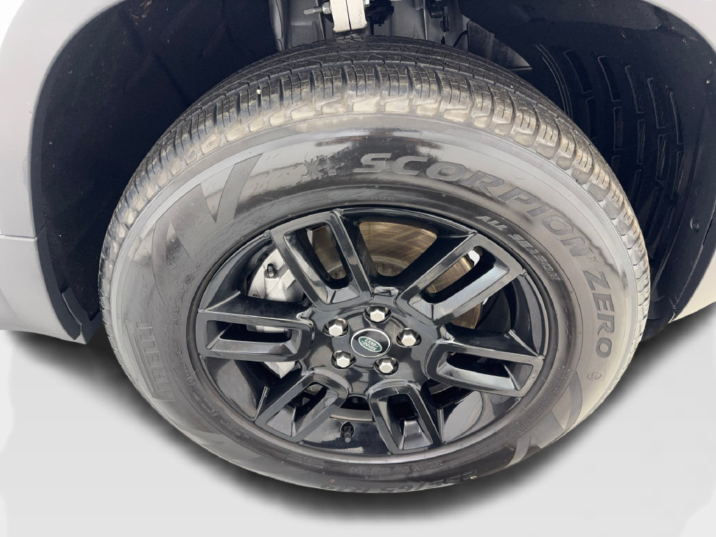 Used 2022 Land Rover Defender 110 SE AWD/4WD image 82