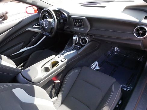 Used 2022 Chevrolet Camaro LT image 11