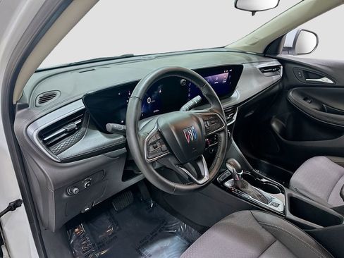 Used 2024 Buick Encore GX Preferred FWD image 9