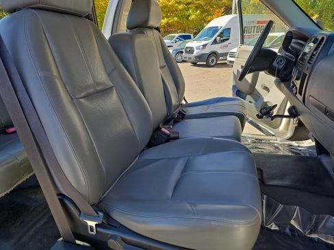 Used 2010 Chevrolet Silverado 2500 W/T image 10