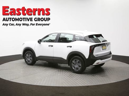 Used 2025 Nissan Kicks S image 62