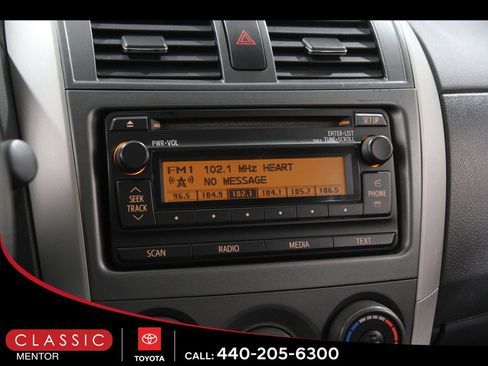 Used 2012 Toyota Corolla S image 10