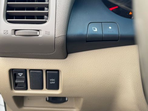 Used 2008 Nissan Altima 3.5 SE w/ Technology Pkg image 28