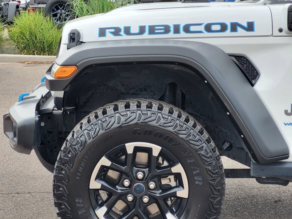 Used 2024 Jeep Wrangler Unlimited Rubicon 4xe AWD/4WD image 10