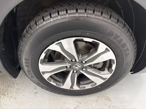 Used 2020 Honda CR-V LX image 13