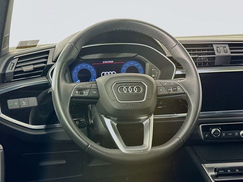Used 2025 Audi Q3 2.0T Premium image 18