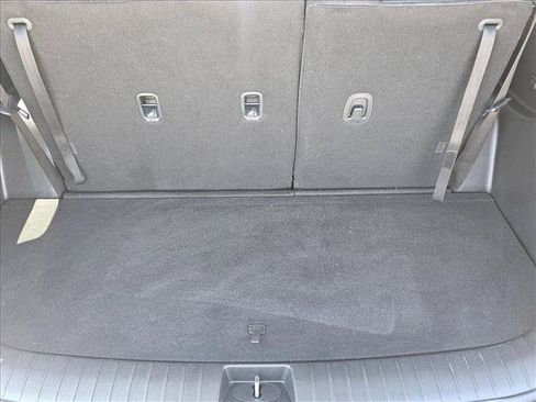 Used 2022 Hyundai Palisade SEL FWD image 6