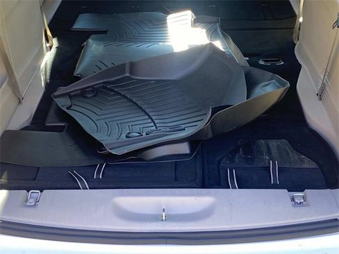 Used 2022 Chrysler Pacifica Touring-L image 27