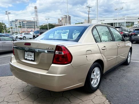 Used 2004 Chevrolet Malibu LS w/ Preferred Equipment Group FWD image 7