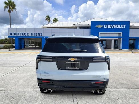 New 2026 Chevrolet Traverse High Country image 4