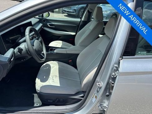 Used 2025 Hyundai Sonata SEL FWD image 18