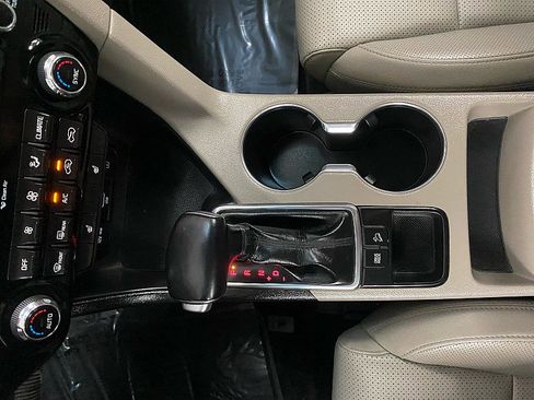 Used 2022 Kia Sportage EX image 20