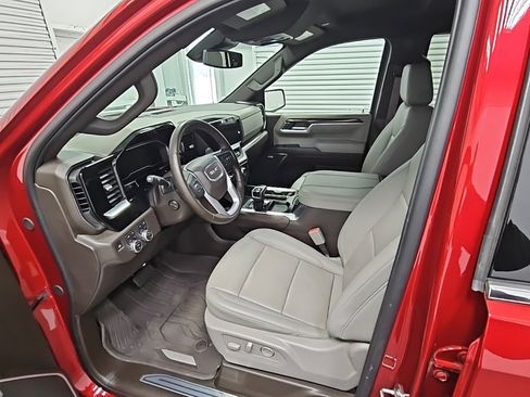 Used 2024 GMC Sierra 1500 SLT w/ SLT Premium Plus Package image 10