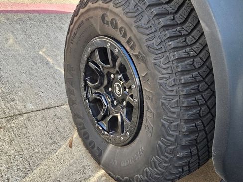 Used 2021 Ford Bronco First Edition image 12