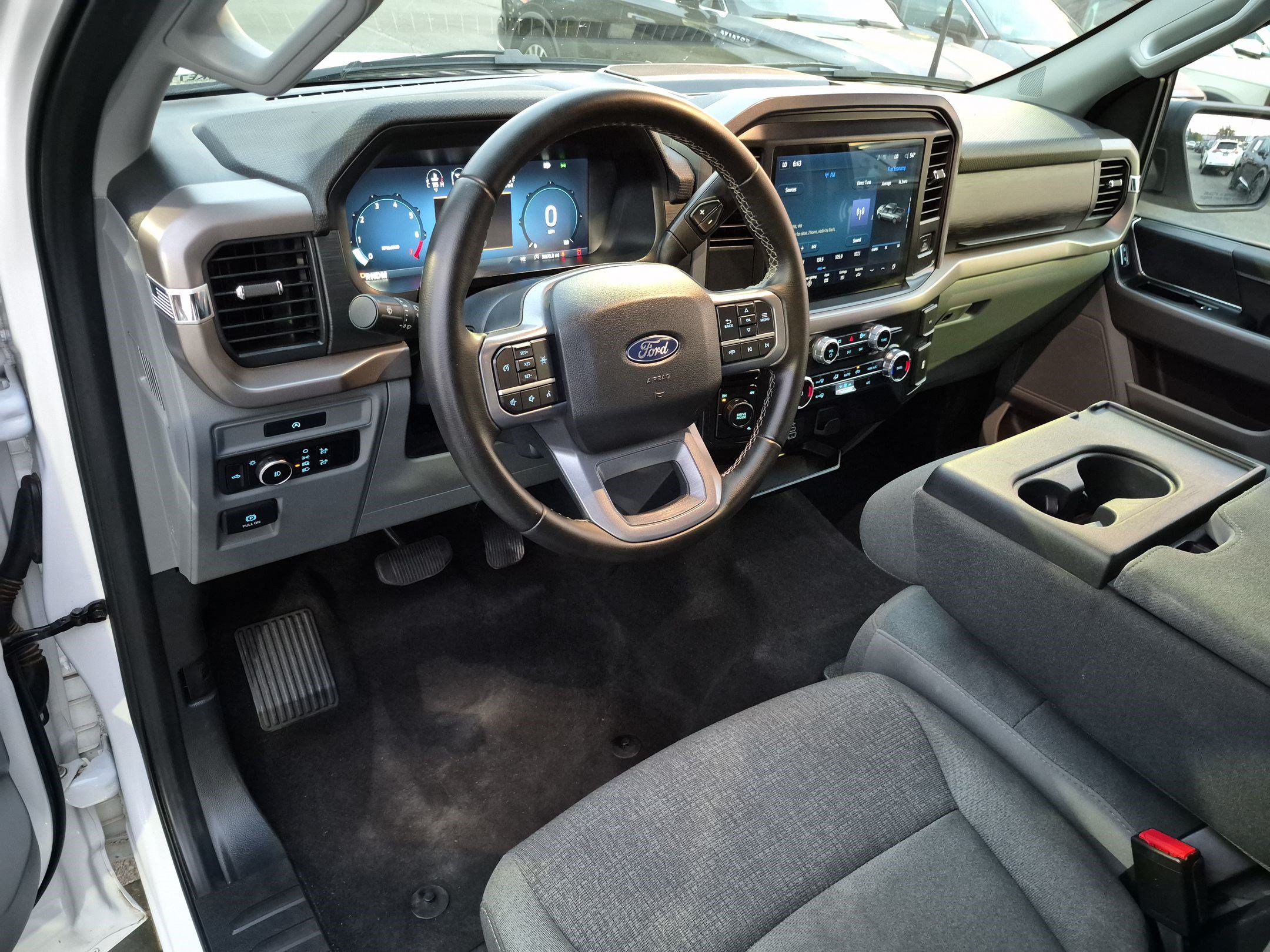 Used 2025 Ford F150 XLT w/ Equipment Group 301A Standard AWD/4WD image 17
