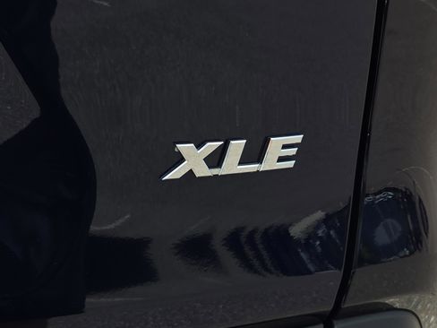 Certified 2025 Toyota RAV4 XLE w/ Convenience Package FWD image 32