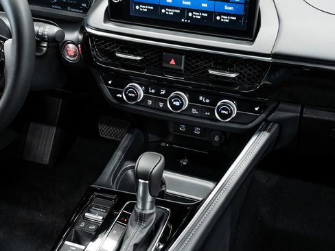 Certified 2025 Acura ADX FWD image 16