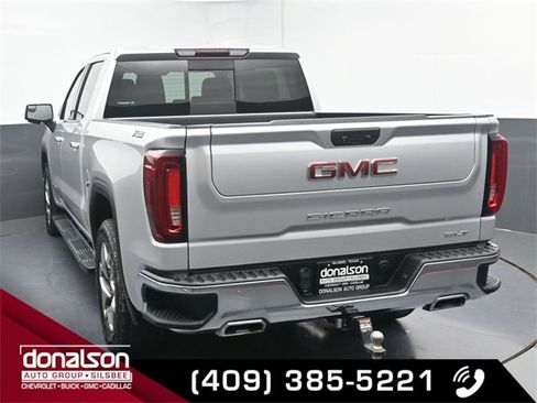 Used 2022 GMC Sierra 1500 SLT w/ SLT Convenience Package image 4
