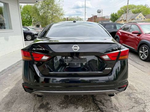 Used 2020 Nissan Altima 2.5 SR w/ Premium Package image 14