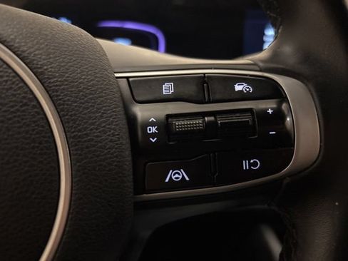 Certified 2025 Kia Sportage X-Line AWD/4WD image 15