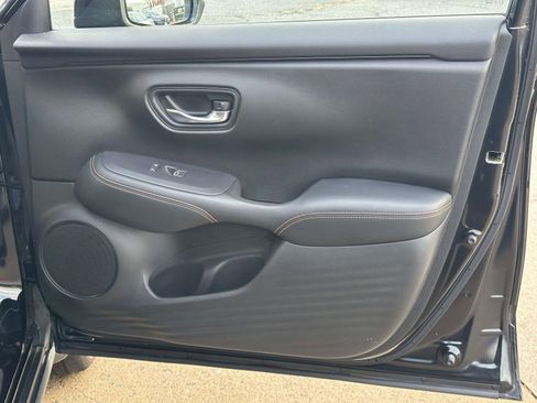 Used 2023 Honda HR-V Sport image 9