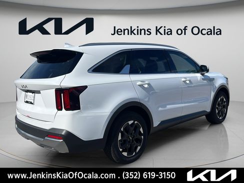 New 2026 Kia Sorento S w/ S Panoramic Sunroof Package FWD image 3
