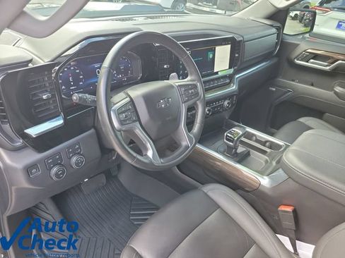 Used 2024 Chevrolet Silverado 1500 LT Trail Boss w/ Convenience Package II AWD/4WD image 20