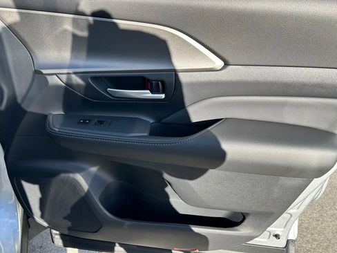 Used 2026 Toyota Grand Highlander XLE image 29