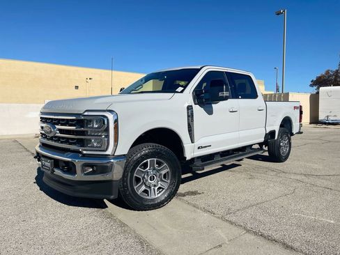 New 2026 Ford F250 Lariat w/ FX4 Off-Road Package AWD/4WD image 1