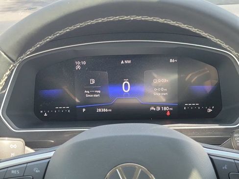 Certified 2023 Volkswagen Tiguan SE FWD image 21