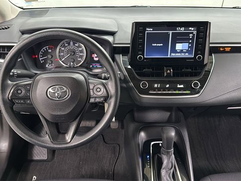 Certified 2022 Toyota Corolla LE image 9