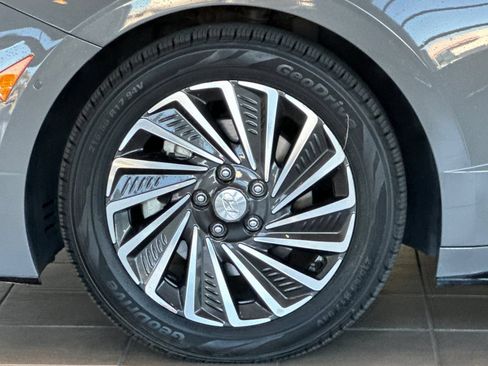 Used 2022 Hyundai Sonata Limited FWD image 26