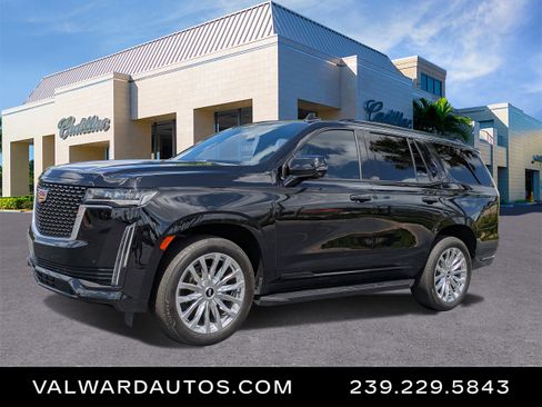 Used 2021 Cadillac Escalade Luxury RWD image 1