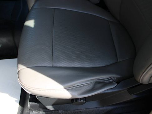 Used 2019 Ford F250 XL w/ Power Equipment Group AWD/4WD image 8