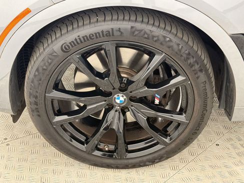 Certified 2024 BMW X7 xDrive40i w/ Executive Package image 11