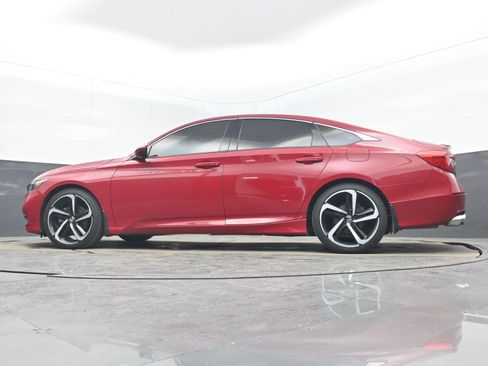 Used 2018 Honda Accord Sport image 24