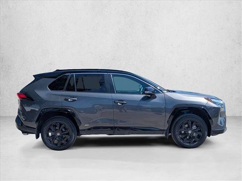 Used 2024 Toyota RAV4 XSE AWD/4WD image 4