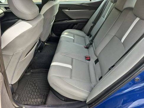 Used 2025 Toyota Camry SE w/ Convenience Package AWD/4WD image 16
