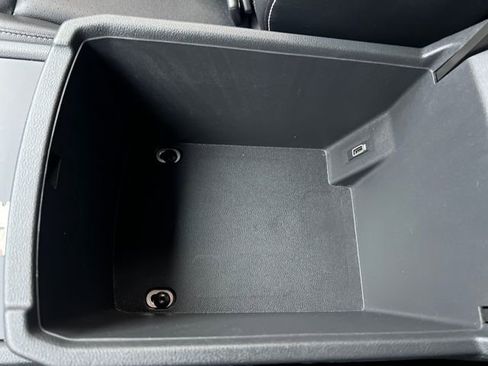 Used 2021 Volkswagen Atlas SE image 21