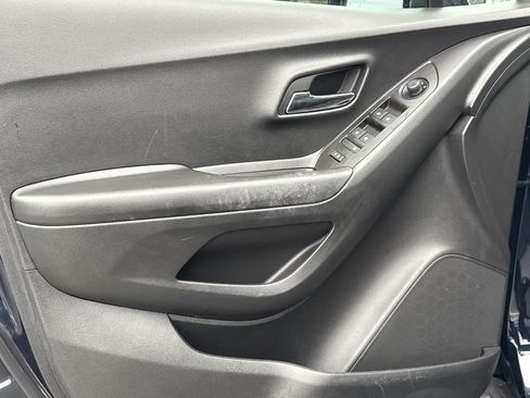 Certified 2022 Chevrolet Trax LT w/ Premium Seat Package image 29