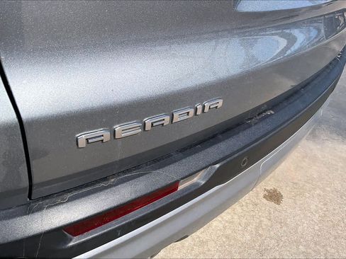 Used 2024 GMC Acadia Elevation FWD image 30
