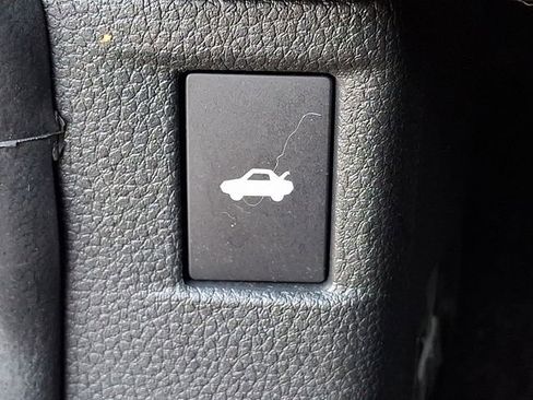 Used 2023 Honda Accord LX image 22