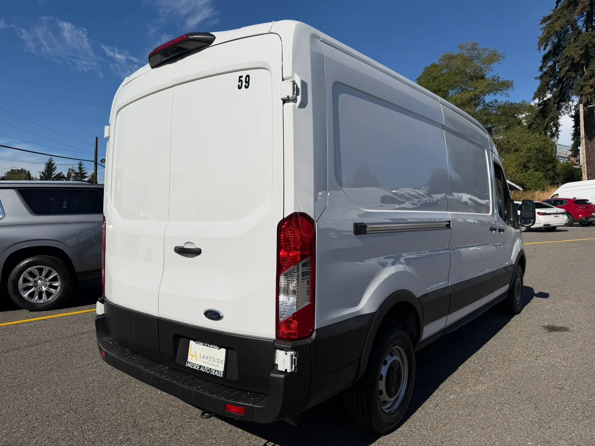 Used 2023 Ford Transit 250 Medium Roof RWD image 7