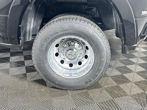 New 2026 RAM 3500 Limited image 17