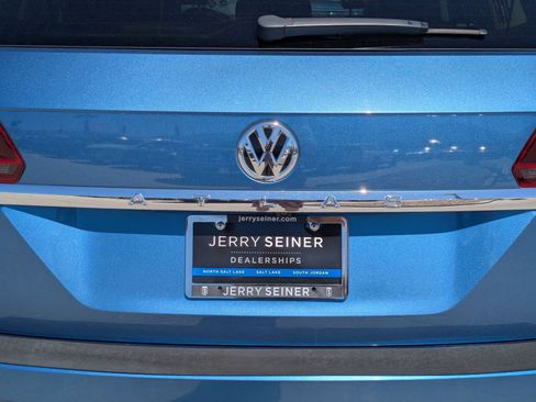 Used 2019 Volkswagen Atlas SE w/ Towing Package AWD/4WD image 13